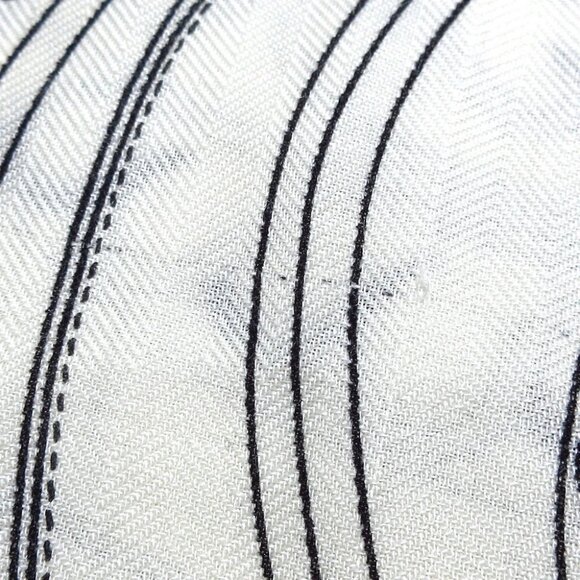 HERMES Carrejean/Shawl Carre 140 White Black Cashmere Silk Scarf - Picture 5 of 7